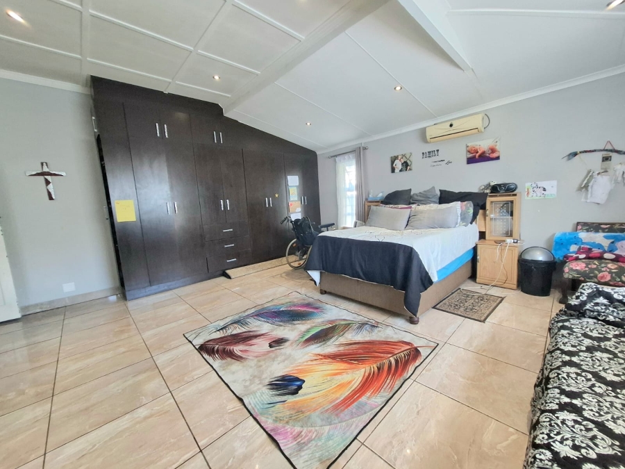 3 Bedroom Property for Sale in Vincent Eastern Cape